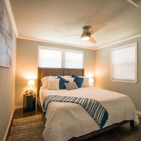 Walk To The Silos! 3 Bed 1960'S Bungalow Near Baylor Waco Bagian luar foto