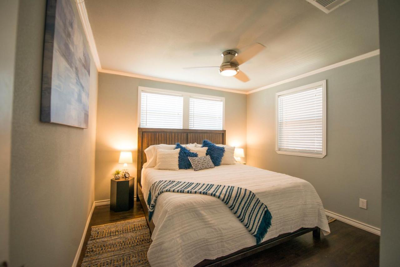 Walk To The Silos! 3 Bed 1960'S Bungalow Near Baylor Waco Bagian luar foto